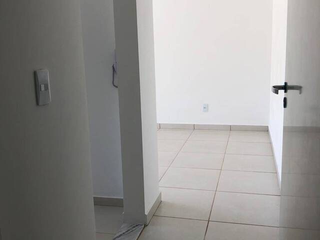 #879 - Apartamento para Venda em Taubaté - SP - 2