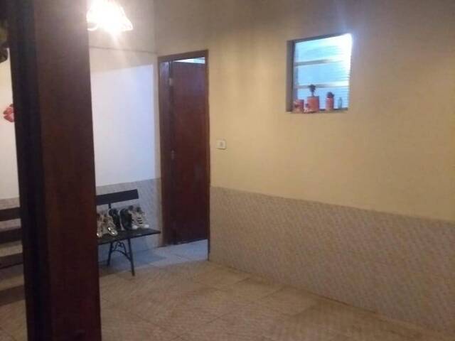 Sobrado para Venda em Taubaté - 5