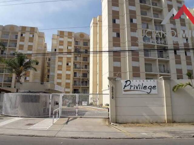 #1212 - Apartamento para Venda em Taubaté - SP - 1