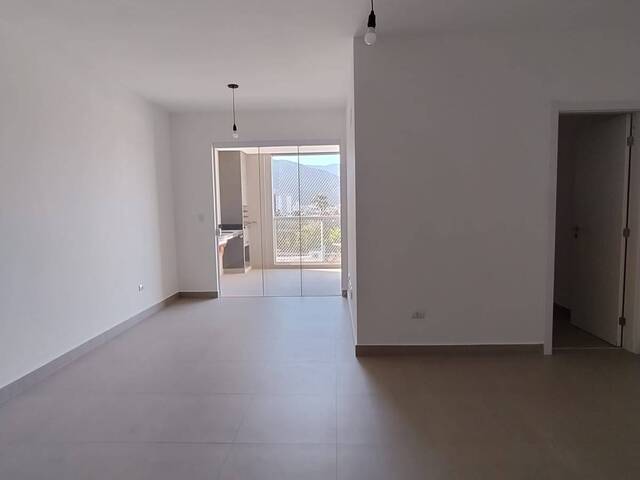 Apartamento para Venda em Ubatuba - 4