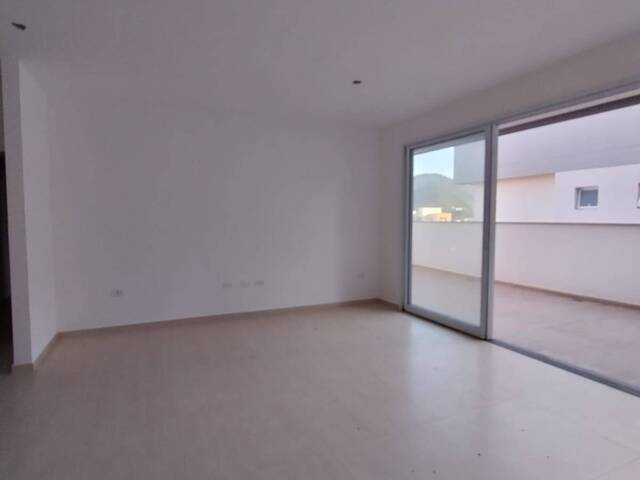 Apartamento para Venda em Ubatuba - 5