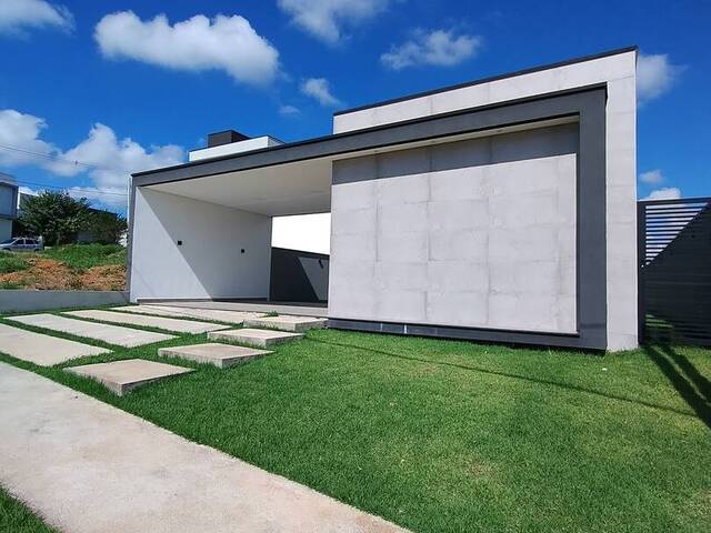 #1379 - Casa para Venda em Taubaté - SP - 2