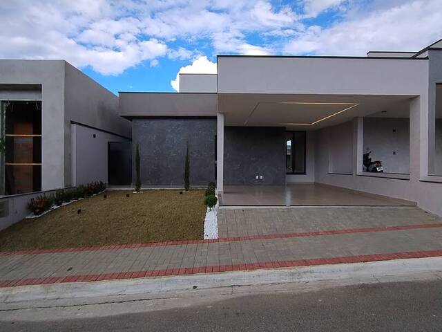 #1331 - Casa para Venda em Tremembé - SP - 1