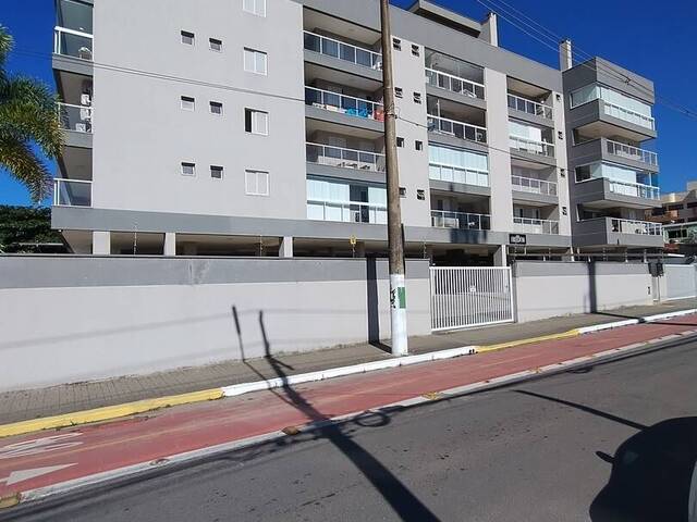 #921 - Apartamento para Venda em Ubatuba - SP - 2