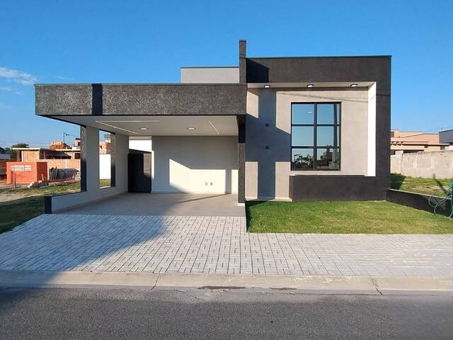 #1396 - Casa em condomínio para Venda em Tremembé - SP - 1
