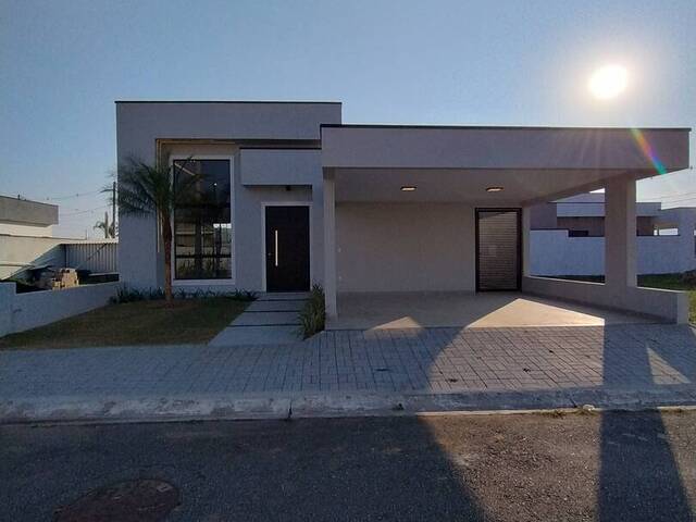 #1399 - Casa em condomínio para Venda em Tremembé - SP - 1