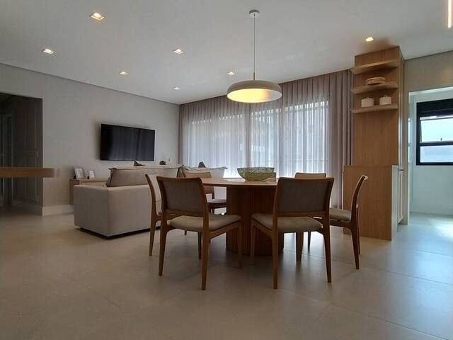 Apartamento para Venda em Ubatuba - 2
