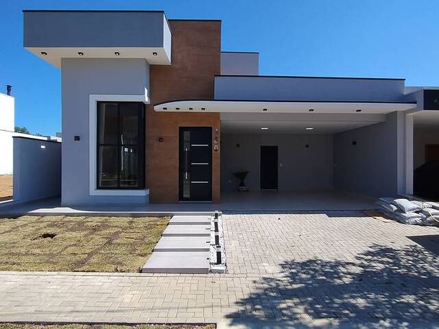 #1202 - Casa para Venda em Taubaté - SP
