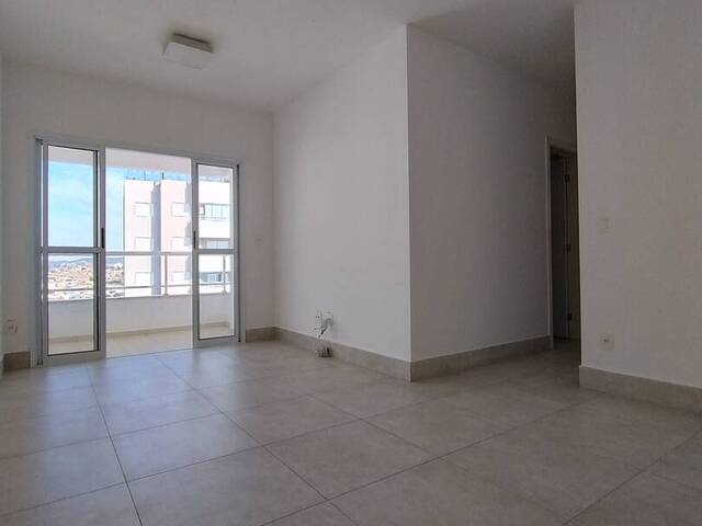 #868 - Apartamento para Venda em Taubaté - SP