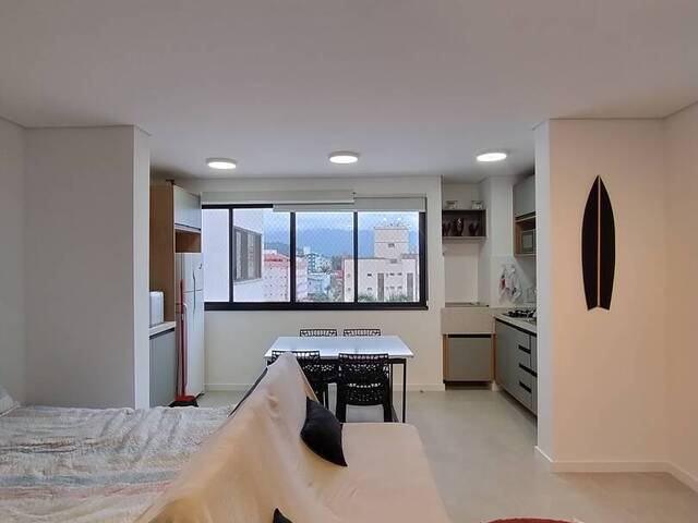 Loft para Venda em Ubatuba - 4