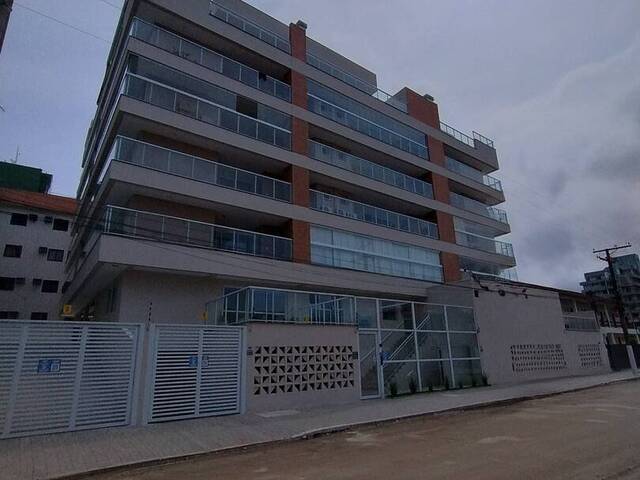 Apartamento para Venda em Ubatuba - 2