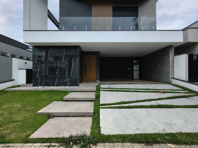 #1408 - Sobrado para Venda em Taubaté - SP - 2