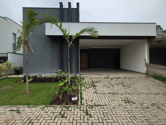 Venda em Condomínio Ouroville - Taubaté