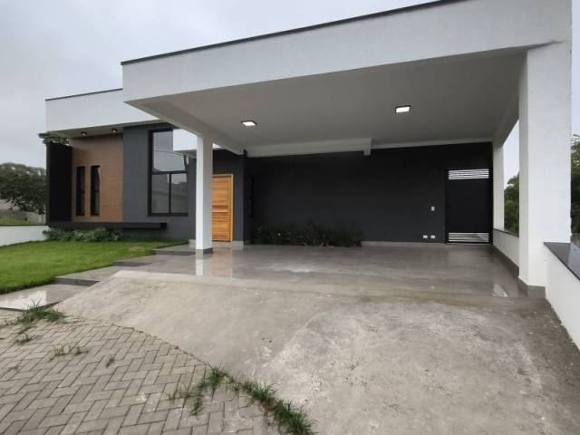 #1467 - Casa para Venda em Tremembé - SP - 2