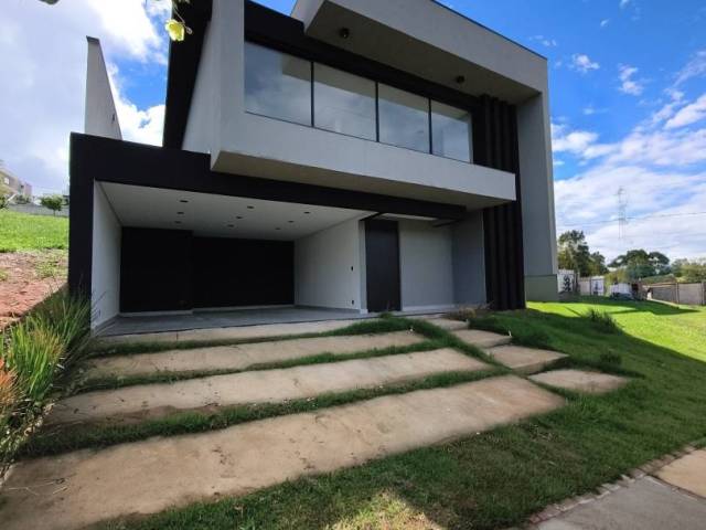 #1486 - Sobrado para Venda em Taubaté - SP - 2