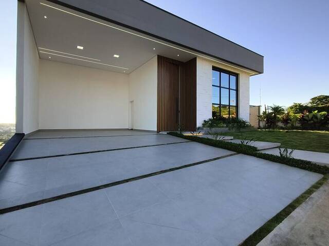 #1239 - Casa para Venda em Taubaté - SP