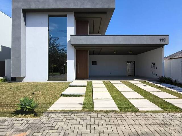 #714 - Casa para Venda em Taubaté - SP