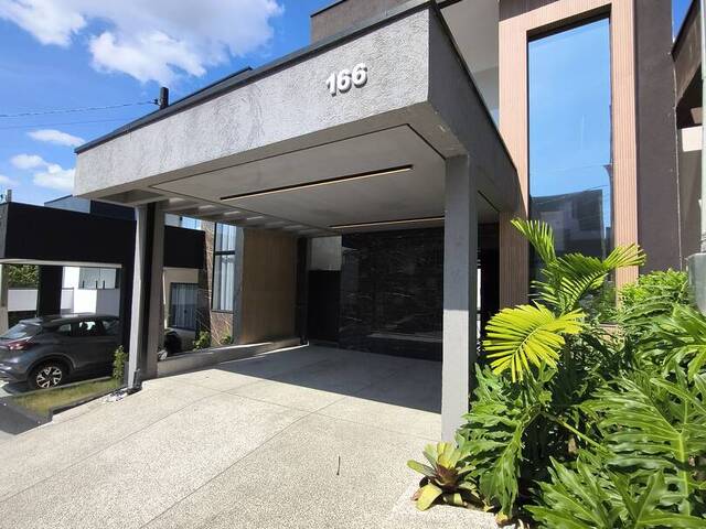#1434 - Casa para Venda em Taubaté - SP - 2