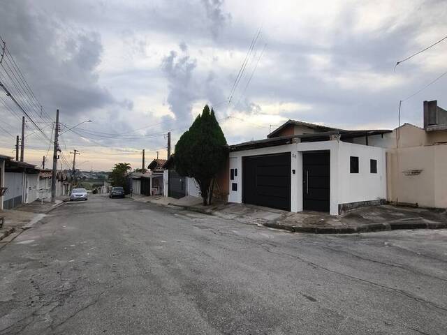 Casa para Venda em Taubaté - 4
