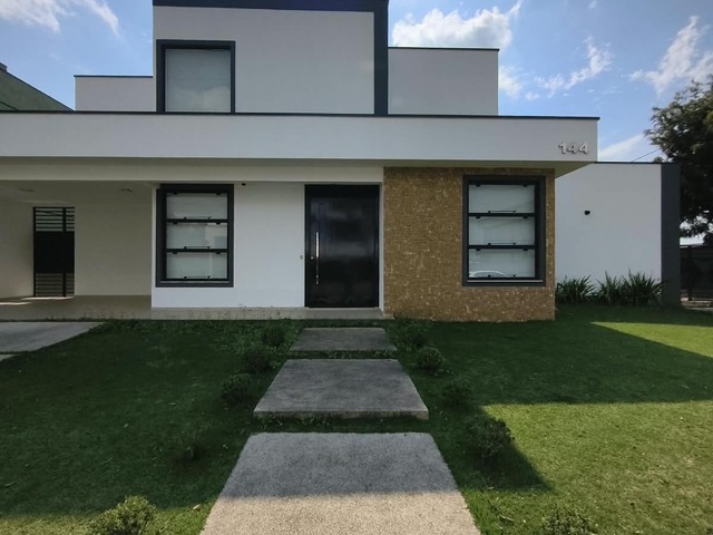 #CA0047 - Casa para Venda em Taubaté - SP - 2