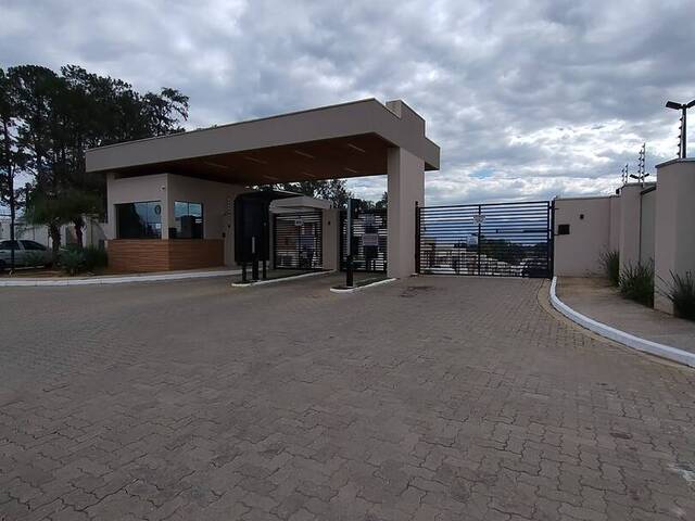 #1392 - Casa em condomínio para Venda em Pindamonhangaba - SP - 2